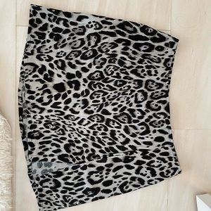 Motel Sheny Skirt Grey Leopard